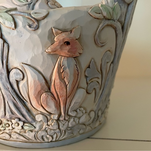 Jim Shore “Follow Your Path” White Woodland Easter Basket with Eggs - Picture 7 of 16